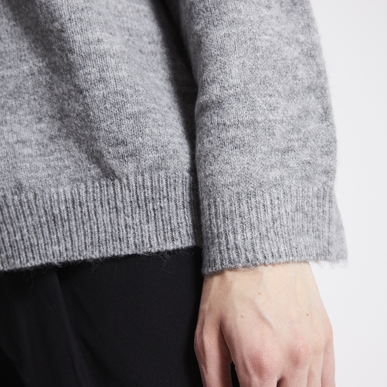 Basic knit sweater "Cathrine" Dk Grey melange